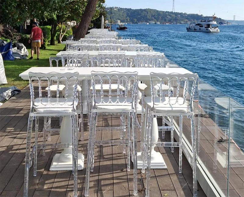 Beyaz Lake Kokteyl Masası Kiralama Hizmeti